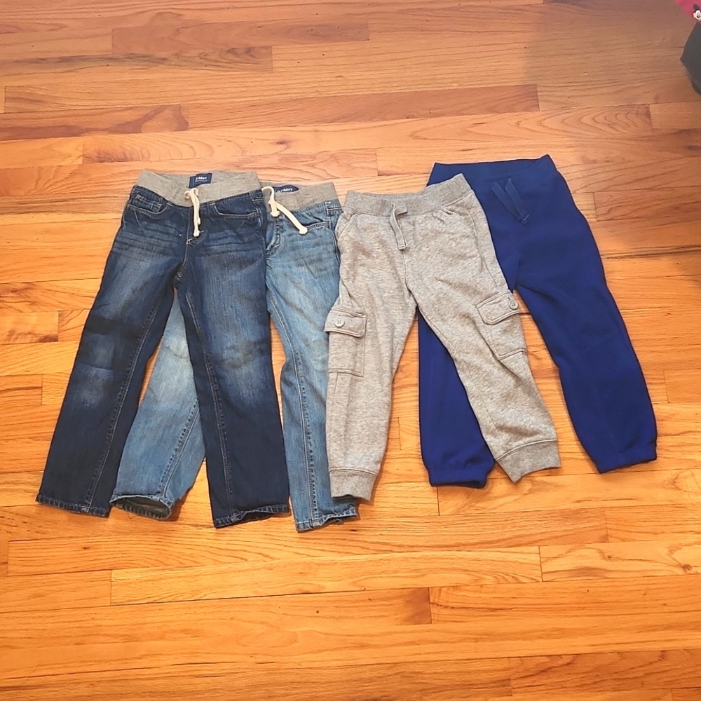 Boys 4T Bundle 2 jeans and 2 jogging pants